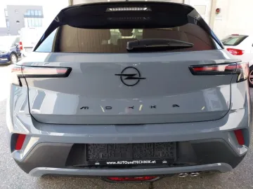 Car image 21