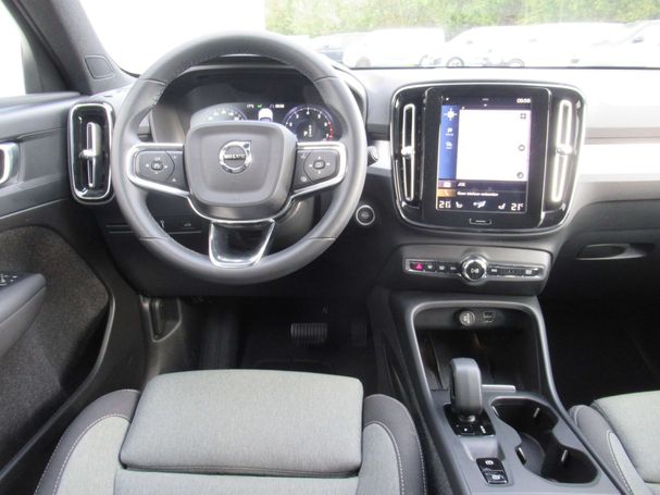 Volvo XC40 T2 95 kW image number 14