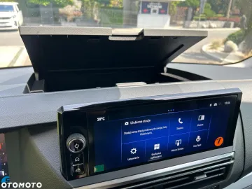 Car image 39