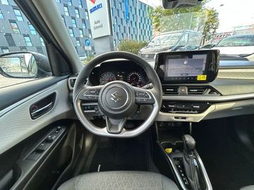 Car image 17