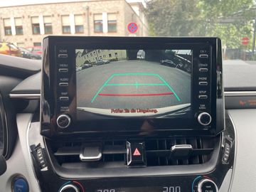 Car image 28