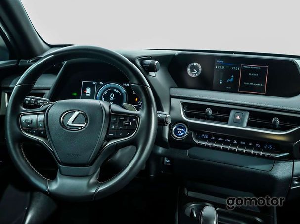 Lexus UX 300e 150 kW image number 22