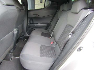 Car image 11