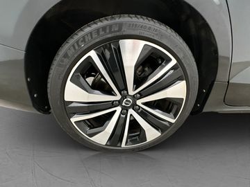 Car image 38