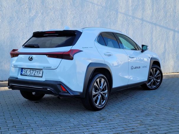 Lexus UX 135 kW image number 4