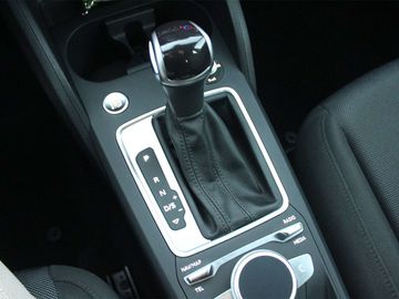 Car image 33