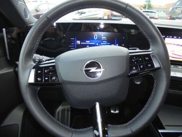 Car image 29