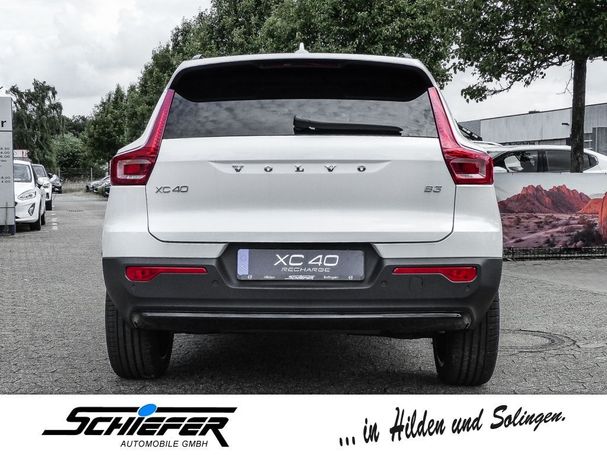 Volvo XC40 B3 Plus Dark DKG 120 kW image number 15