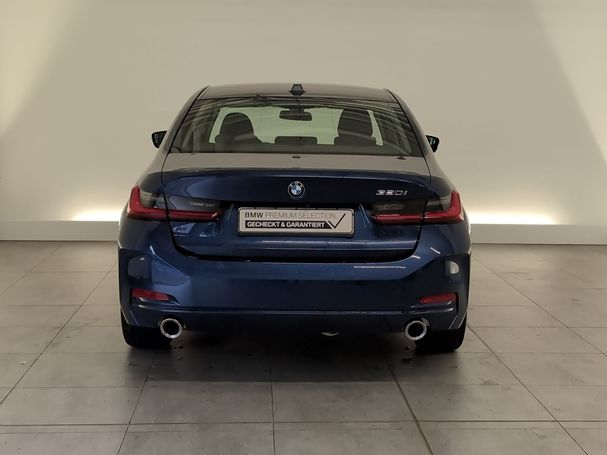 BMW 320i 135 kW image number 3