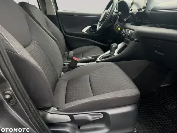 Car image 25