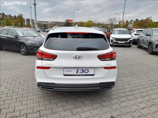 Hyundai i30 1.6 CRDI Smart 85 kW image number 23