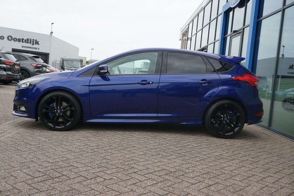 Ford Focus 2.0 184 kW image number 5