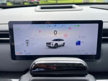 Car image 38