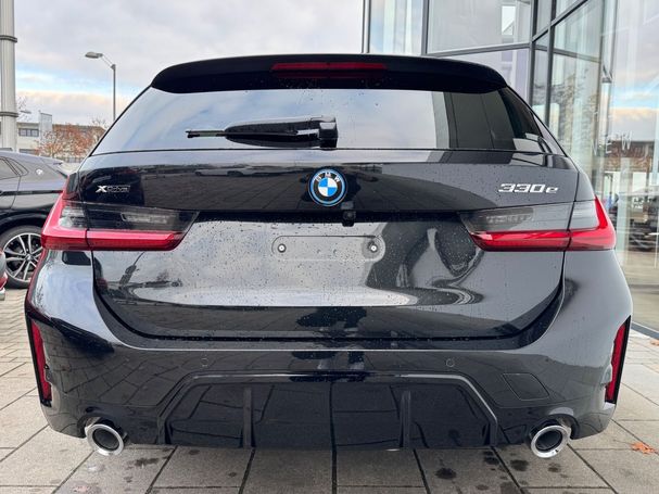 BMW 330e Touring M Sportpaket xDrive 215 kW image number 6