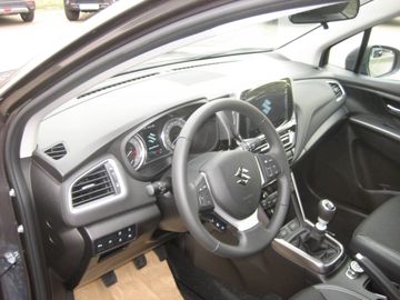 Car image 7