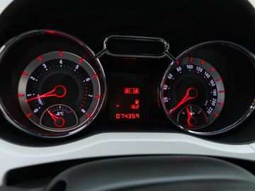 Car image 26