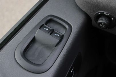 Car image 41