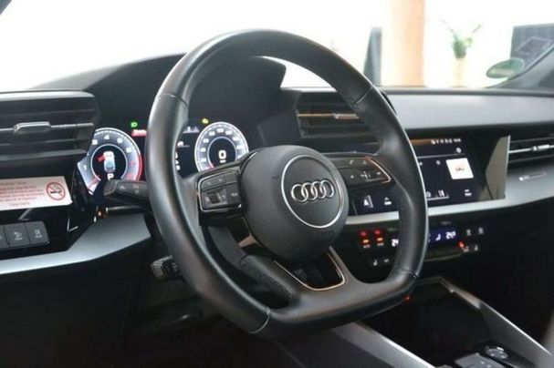 Audi A3 35 TFSI S tronic Advanced 110 kW image number 2