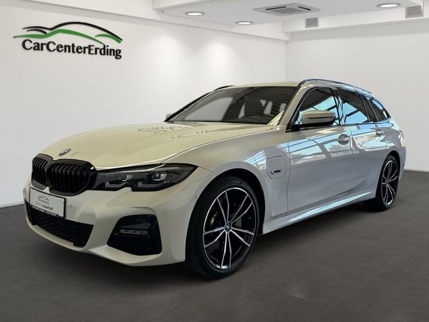 BMW 330 e Touring M Sport 218 kW image number 1