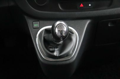 Car image 33