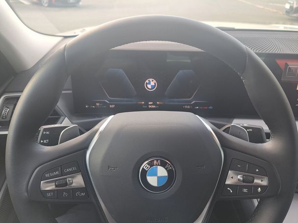 BMW 318i 115 kW image number 16