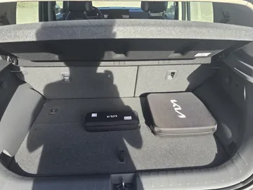 Car image 38