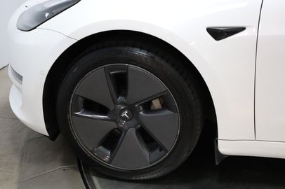 Car image 29