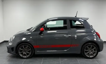 Car image 3
