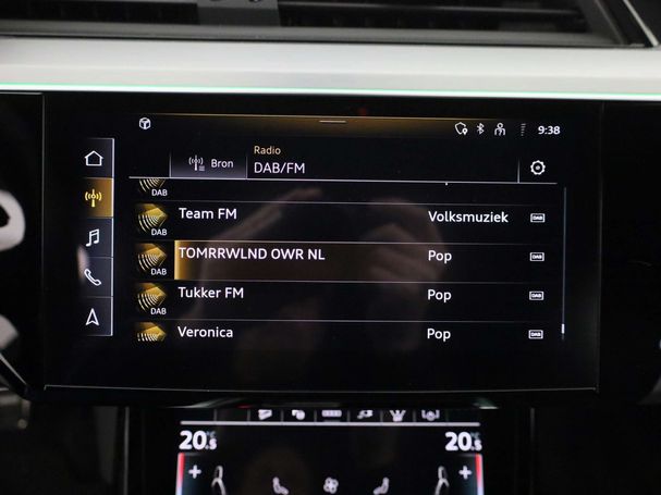 Audi Q8 50 e-tron 95 kWh 250 kW image number 34