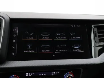 Car image 49