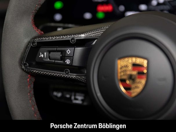 Porsche Taycan GTS 440 kW image number 27