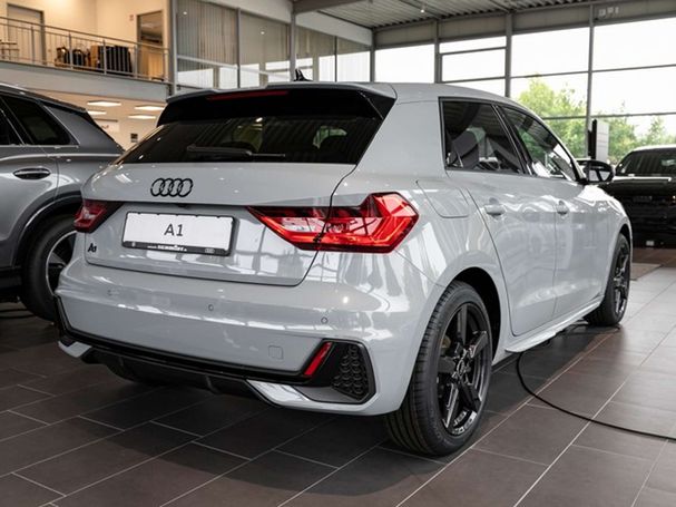 Audi A1 30 TFSI S-line Sportback 85 kW image number 2