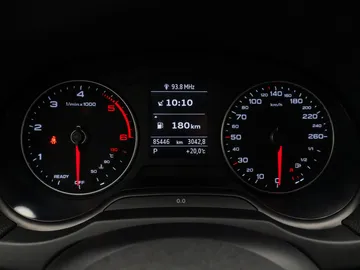 Car image 37
