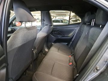 Car image 30