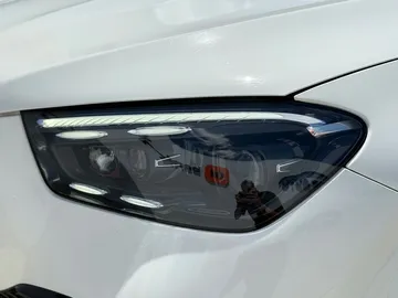 Car image 36