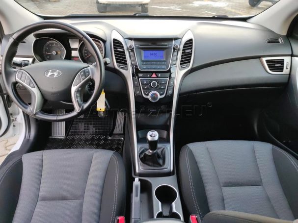 Hyundai i30 CW 1.6 Comfort 88 kW image number 13