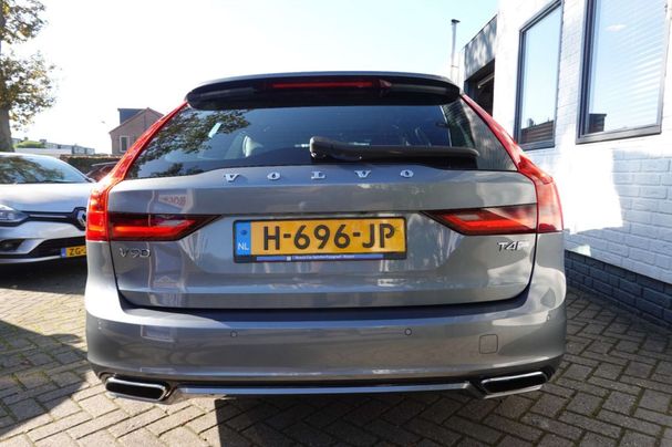 Volvo V90 T4 140 kW image number 37