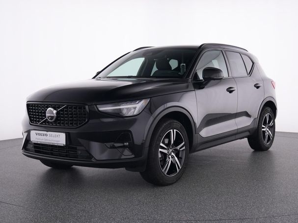 Volvo XC40 T2 Plus Dark 95 kW image number 2