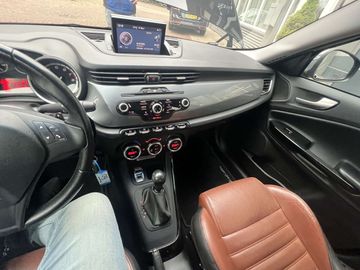 Car image 39