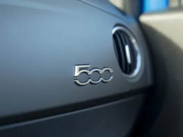 Car image 39