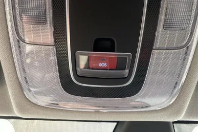 Car image 39
