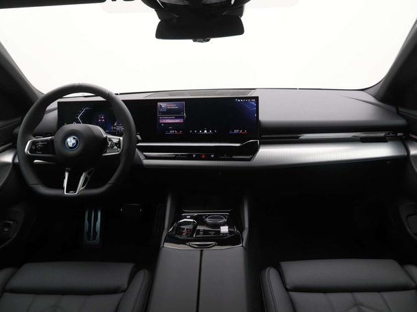 BMW 530 e 220 kW image number 13