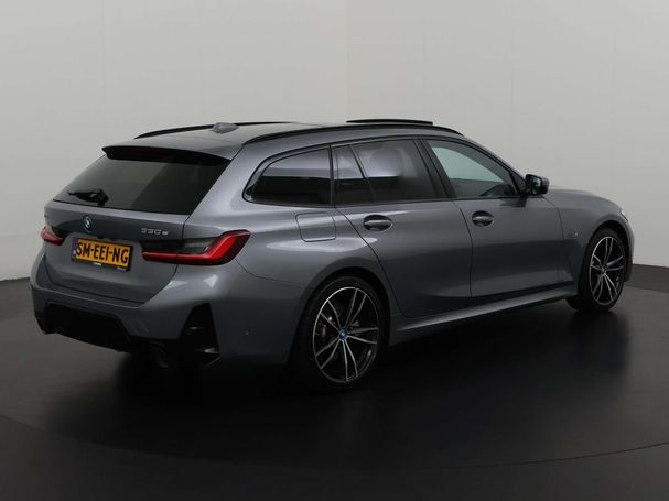 BMW 330e Touring xDrive 215 kW image number 2