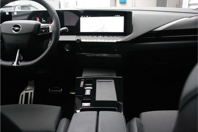 Car image 31