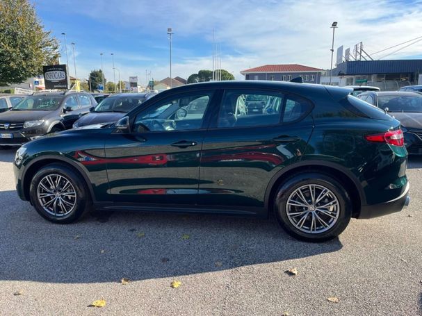 Alfa Romeo Stelvio 2.2 Diesel AT8 Business 118 kW image number 12