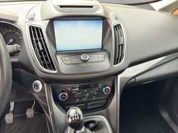 Car image 12