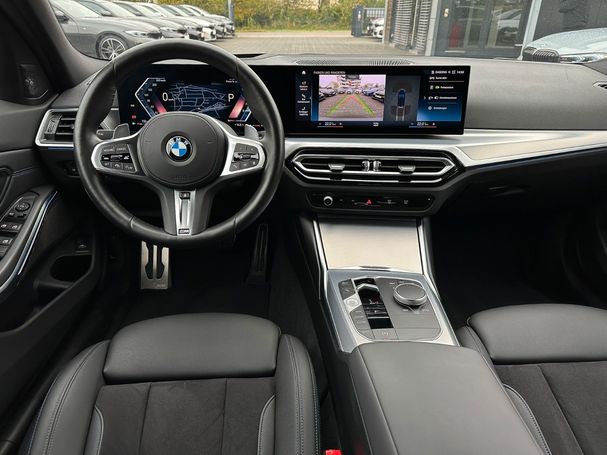 BMW 320d Touring M Sport xDrive 140 kW image number 25