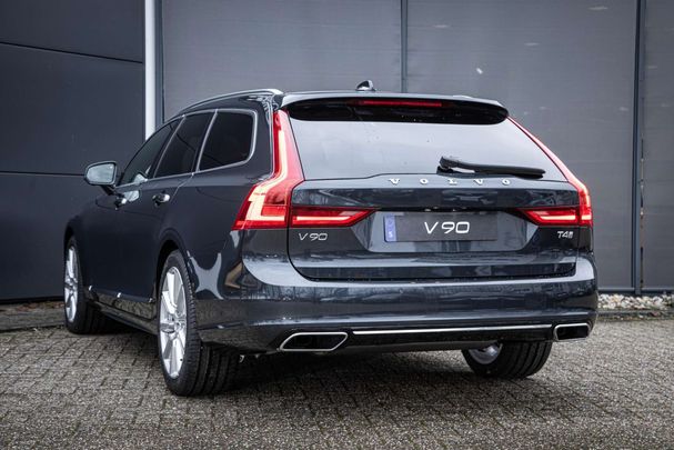 Volvo V90 T4 140 kW image number 12