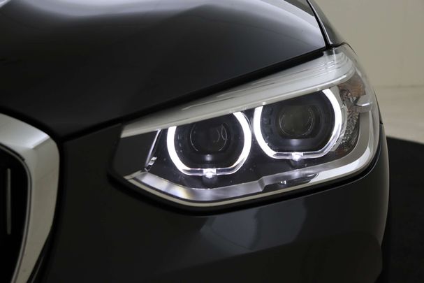 BMW X3 xDrive20i Luxury Line 135 kW image number 48