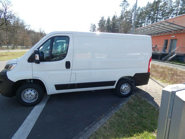 Citroen Jumper 30 L1H1 88 kW image number 2